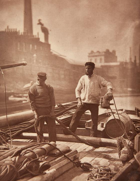 Workers on the Thames are snapped by John Thomson. In the late 19th century, the Industrial Revolution had brought widespread poverty for the lower classes, incredible wealth for the upper classes and